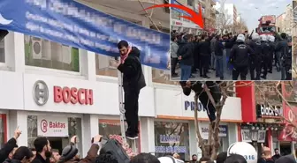 Kenti karıştıran 'Ramazan' pankartı: Ekipler indirmek isteyince...