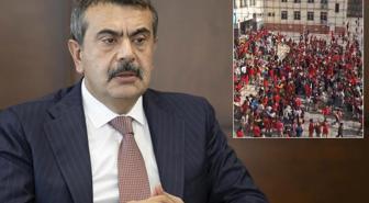 Okulda kaydedilen görüntü olay oldu: Bakan Tekin'e teşekkür eden de var eleştiren de