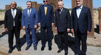 Destici: PKK'nın işlediği suçlar asla yok sayılmaz