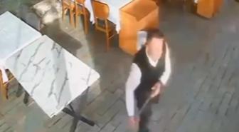 Dev dalgalar koca restoranı böyle yuttu