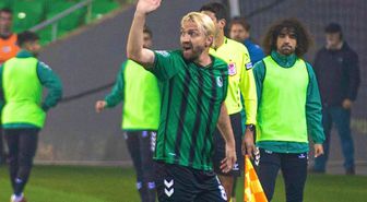 12 maçta 4 kırmızı kart gören Caner Erkin'i şoke eden karar