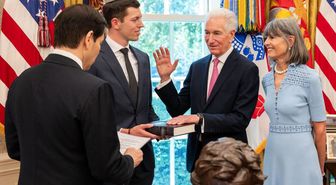 Böylesi görülmedi! Fransa'dan Trump'ın dünürüne kriz çıkaracak kısıtlama