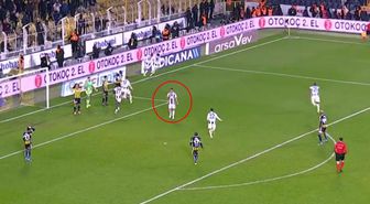 İrfan Can Kahveci'den maça damga vuran hareket