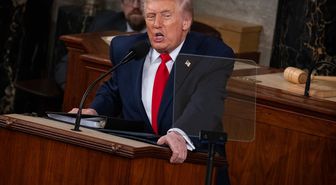 Trump'tan tarihte bir ilk! Savurduğu tehdit dünyayı tedirgin etti