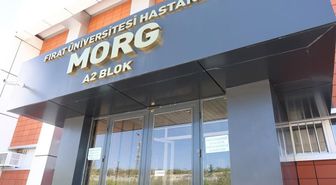 Oğlunu bıçaklayan adamı, av tüfeğiyle vurarak öldürdü