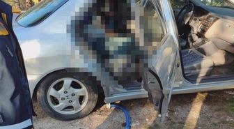 Park halindeki otomobilde ölü bulundu