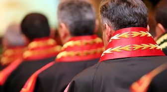 HSK'dan sürpriz kararname! 12 hakim ve savcının görev yeri değişti