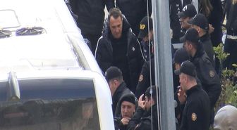 Uyuşturucu soruşturmasında gözaltına alınan eski başkandan ilk görüntü