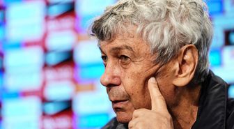 Yere yığılıp fenalaşan Lucescu'dan ilk açıklama: Sebebi Türkiye maçı...