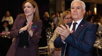 Eşi ve kızıyla birlikte gözaltına alınan Bursa Büyükşehir Belediye Başkanı Mustafa Bozbey'den açıklama