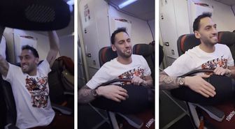 Hakan Çalhanoğlu ve takım arkadaşları, ''Bir oluruz yolunda'' şarkısıyla coştu