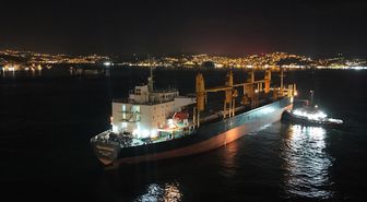 İstanbul Boğazı'nda gemi arızası; trafik çift yönlü askıya alındı
