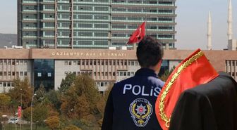 Gaziantep Adliyesi'ne operasyon! Gözaltına alınanların içinde savcı, katip, avukat ve polis var
