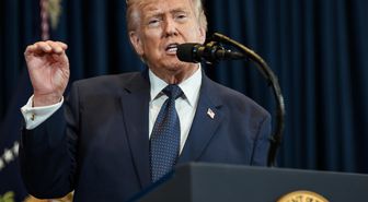 Trump hastaneye mi kaldırıldı! Beyaz Saray'ın açıklaması şüphe yarattı
