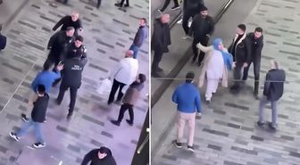 Taksim'de feci kavga! Teyze de dahil olunca ortalık iyice karıştı