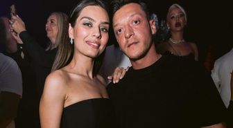 Mesut Özil ve Amine Özil üçüncü kez anne baba oldu