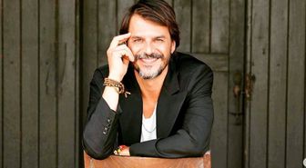 Mehmet Günsür’den aşk dolu sözler: Her gün yeniden evlenebilirim