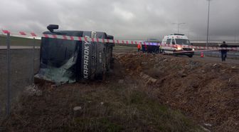 Aksaray'da tur otobüsü devrildi: 20 yaralı