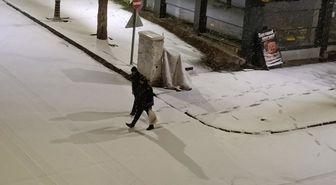 Kars'ta Nisan sürprizi: Şehir merkezi 5 dakikada beyaza büründü