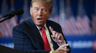 Trump: ABD donanması Hürmüz Boğazı'nda tüm gemilere blokaj sürecine başlayacak