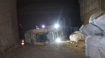 Nevşehir'de devrilen iş makinesinin altında kalan işçi öldü