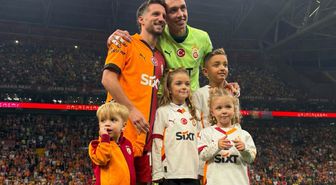 Galatasaray'da eski kaptanlar Muslera ve Mertens dümene geçti