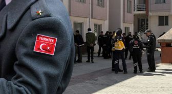 Teğmen evinde ölü bulundu