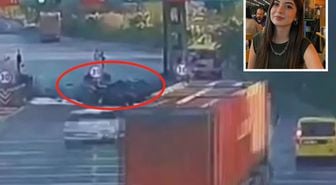 Genç doktorun aracı yanarken trafik umarsızca aktı