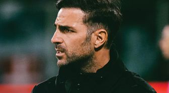 Cesc Fabregas, takımının finale çıkma umutlarını bitiren Hakan Çalhanoğlu'na methiyeler düzdü