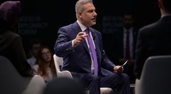 Gençlerden Hakan Fidan'ı terleten soru: Buna cevap veremeyeceğim!