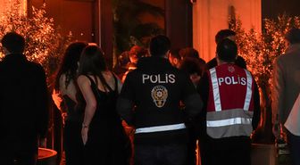 Kadıköy'de 12 mekana baskın! 107 kişiye gözaltı kararı verildi