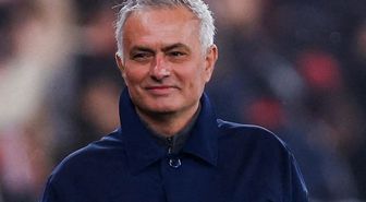 Mourinholu Benfica, şampiyonluk umutlarını 4 golle sürdürdü