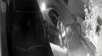 Otomobilden yol kenarına atılan kadının yardım çığlıkları sokağı inletti
