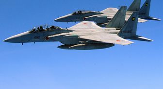 Japonya Hava Kuvvetleri alarmda! ABD yapımı F-15'ler havada parçalanmaya başladı
