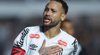 Neymar, Robinho'nun oğlu olan takım arkadaşına tokat attı