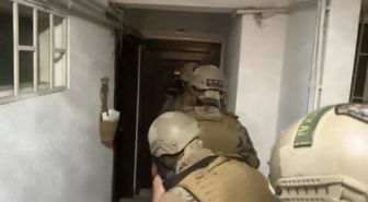 İstanbul'da sahte belgelerle ikamet izni aldıran şüphelilere operasyon: 31 gözaltı
