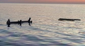 Ege Denizi'nde 8 Türk mürettebatın da bulunduğu kargo gemisi battı