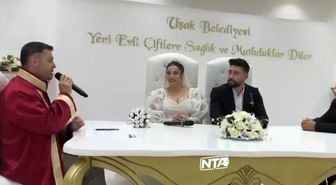 Gelinin nikahtaki dalgınlığı, 40 yıl konuşulacak bir dedikoduya yol açtı