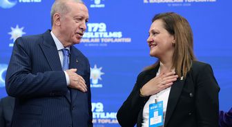 Burcu Köksal AK Parti'de! Rozetini Erdoğan taktı, ilk sözleri manidar