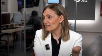 Çocukken okula alınmadı, yıllar sonra milletvekili oldu