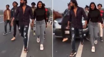 TikTok sevdası kaza yaptırdı! Kalabalık gruba otomobil çarptı