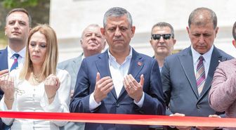 Özgür Özel'den İzmir'de 3 açılış: Söz verdiğimiz gibi camimizi hizmete sunduk
