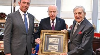 Koç Ailesi'nin Bahçeli'ye verdiği hediyenin anlamı! Değeri dudak uçuklatıyor