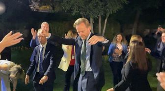 Diplomasi Erik Dalı'nın ritmine kapıldı! Belçikalı büyükelçi oynadı, Fransa’dan meydan okuma geldi