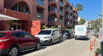 Antalya'da İsveçli kadın turist otel odasında ölü bulundu