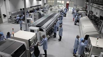 Teknoloji devi Foxconn üretim üssünü İstanbul'a taşıyor