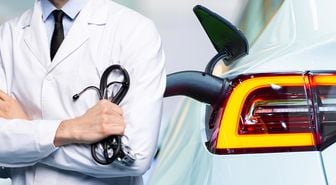 Evinde onaysız araç şarj eden doktora 840 bin liralık 'kaçak elektrik' cezası