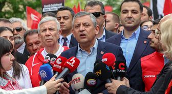 Özgür Özel: Siyaset çok yaşlı, Cumhuriyet'i gençlere emanet edeceğiz