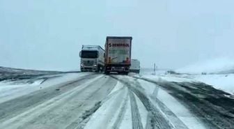 Haziran ayına günler kala tipi bastırdı, araçlar yolda kaldı