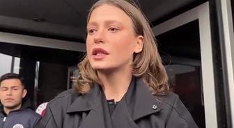 Yakalama kararı çıkarılan Serenay Sarıkaya'dan ilk açıklama! 17 ünlü isim gözaltına alındı